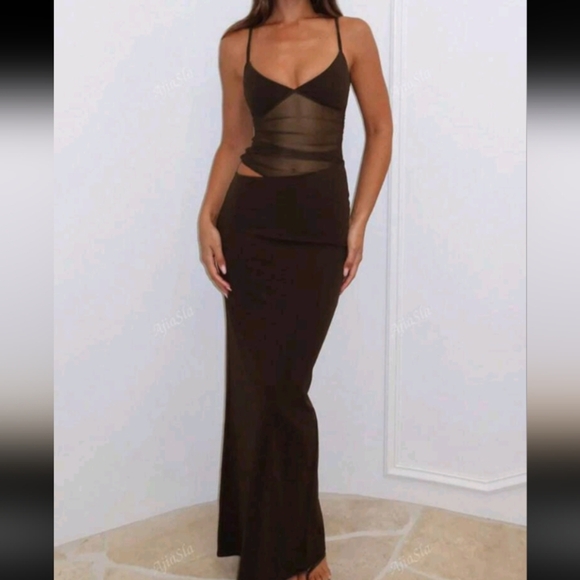 A Sexy Gauze Gauze Splicing Asymmetrical Hollow Halter Slimming Dress Multi-Colo - Picture 5 of 5